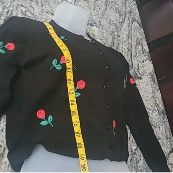 Voodoo Vixen Cropped Cardigan XXL - Picture 3 of 6